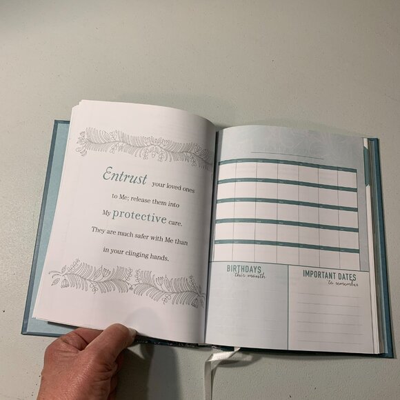 Jesus Calling Planner/Journal NWT - Picture 4 of 6